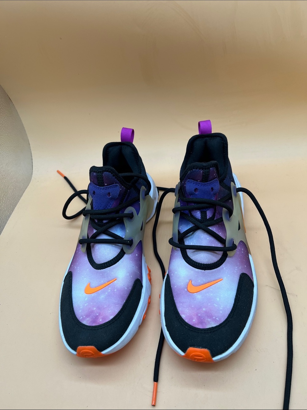 - Nike React Presto Premium Galaxy size 6 youth